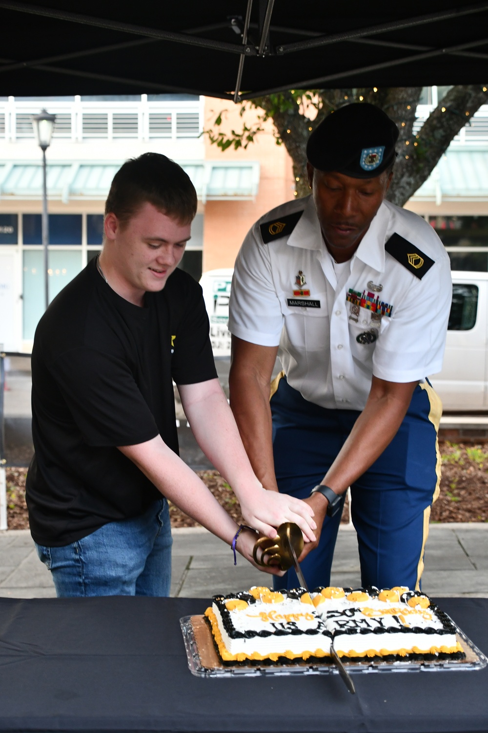Louisiana and Mississippi Locals Celebrate ‘Big’ for Army 250th Birthday