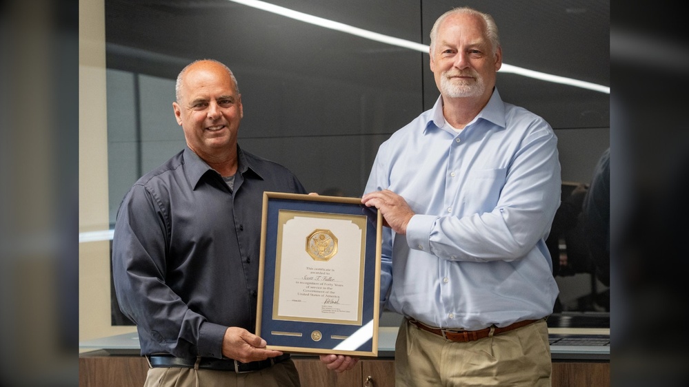 Fuller marks 40 energetic years at NAWCWD
