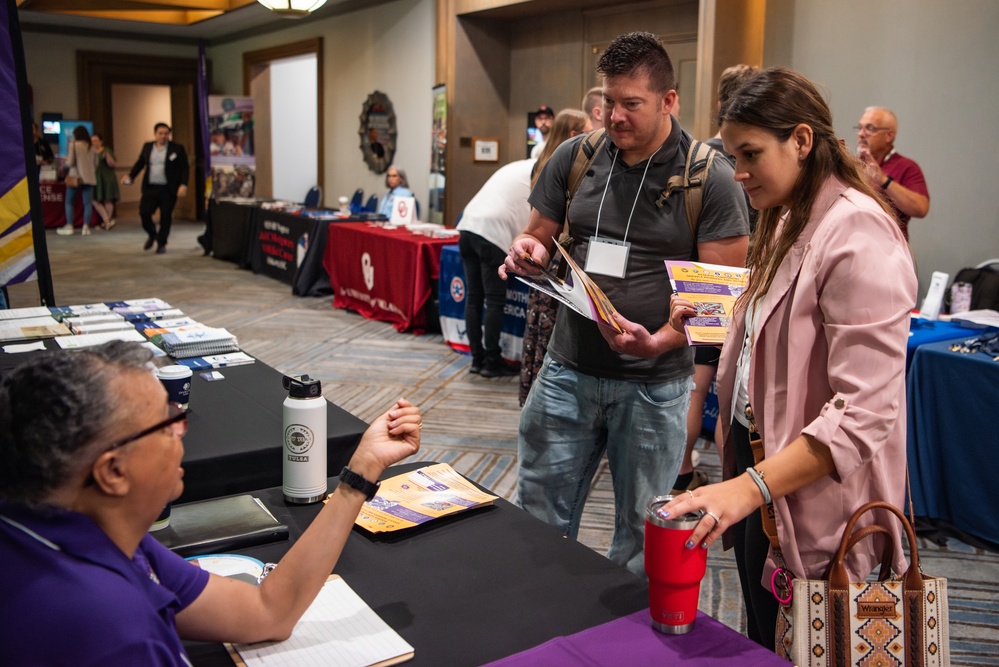 137th SOW Airmen and families join together for a Yellow Ribbon event