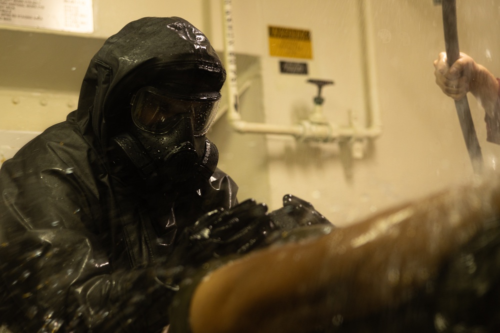 31st MEU | CBRN decontamination training