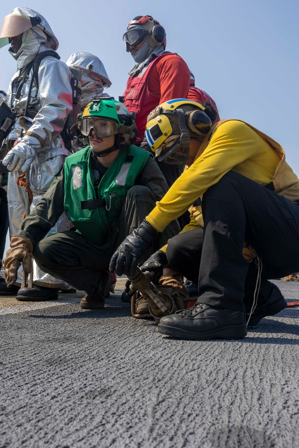 USS Iwo Jima Aviation Training Team Environment