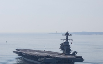 World’s Largest Aircraft Carrier Wins Battleship Fund Award for U.S. Fleet Forces
