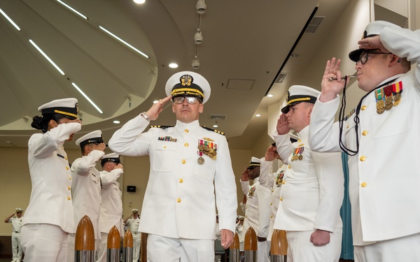 CDR Sapienza relieves CDR Brinkman (NMCB-3)