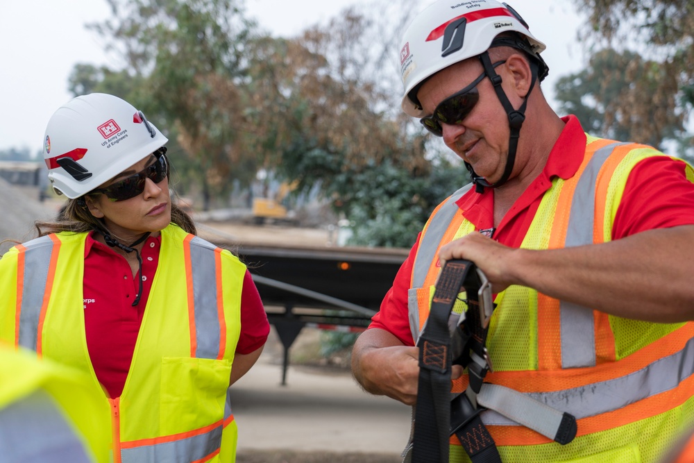 USACE supports Wildfire Debris Removal in Southern California