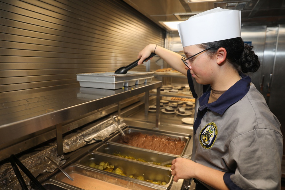 Sailors aboard the USS John Finn prepare lunch in Sagami Wan