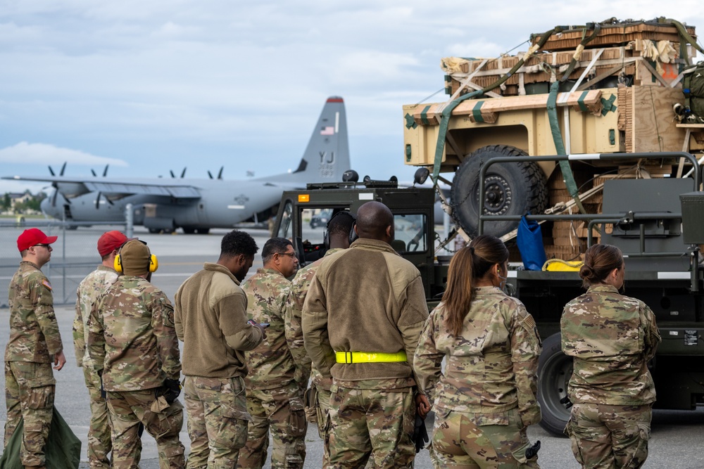 Airmen, Soldiers load cargo during Red Flag-Alaska 25-2