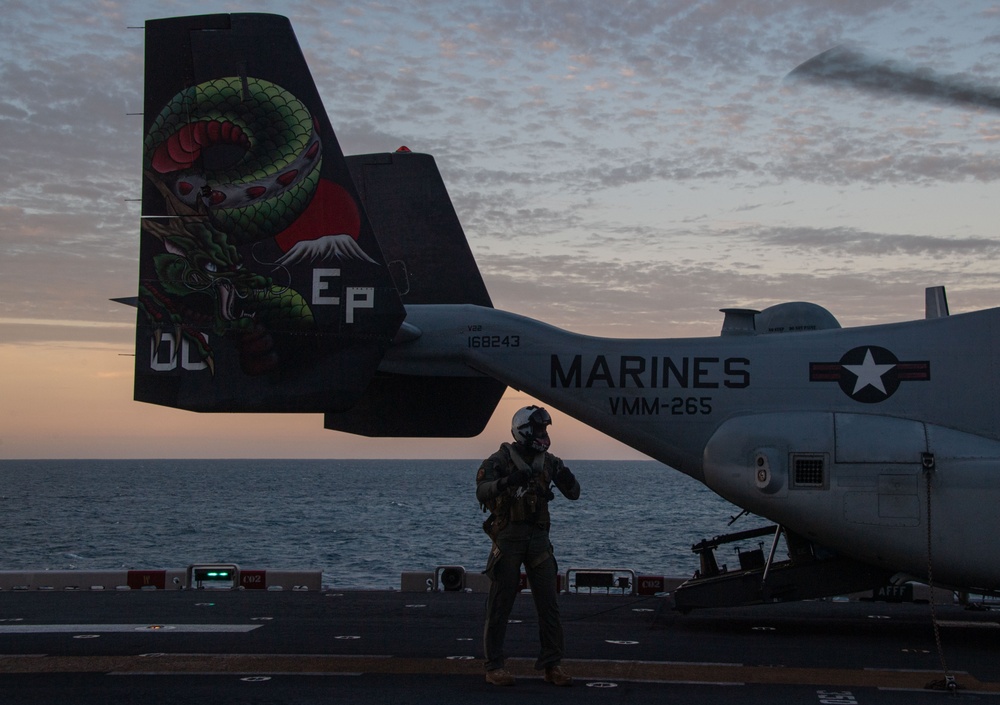 USS America (LHA 6) Conducts Nighttime Flight Operations