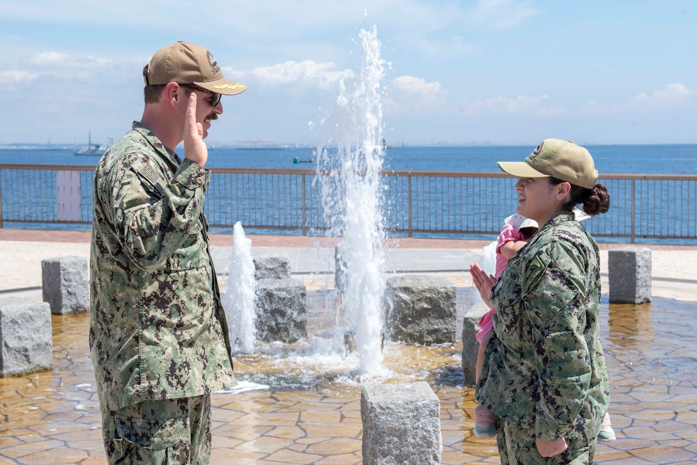 DC3 Gutierrez Reenlistment Ceremony Onboard CFAY