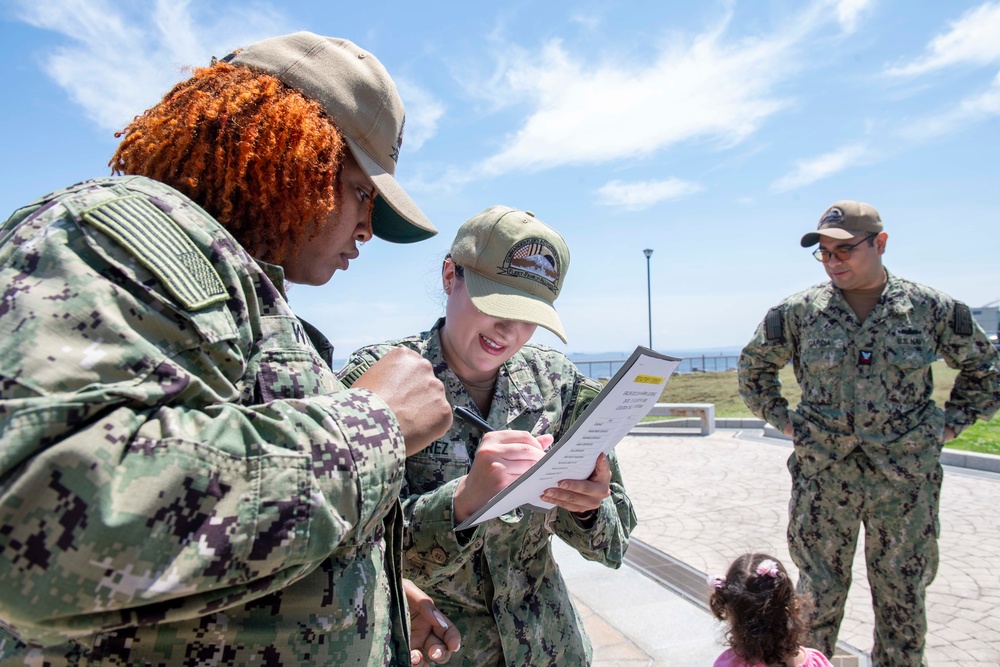 DC3 Gutierrez Reenlistment Ceremony Onboard CFAY