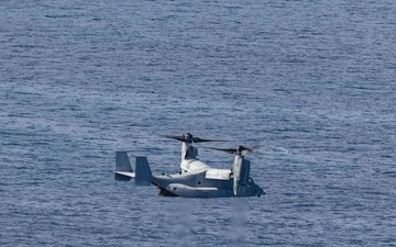 USS America (LHA 6) Conducts SAR Training