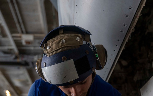 Daily Operations Aboard USS George H.W. Bush (CVN 77)