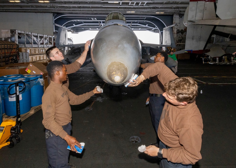 Daily Operations Aboard USS George H.W. Bush (CVN 77)