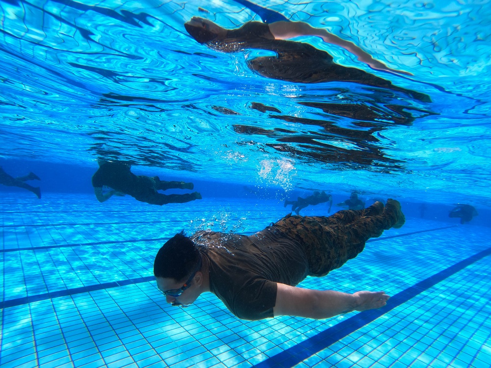 7th Communication Battalion| Advanced Swim Qualification