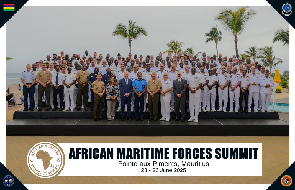 AMFS 2025 Official Group Photo with Border