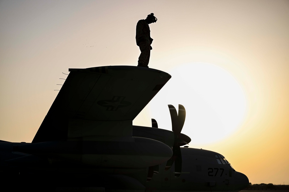 VMM-161 (REIN) Marines ensure mission readiness with KC-130J inspection