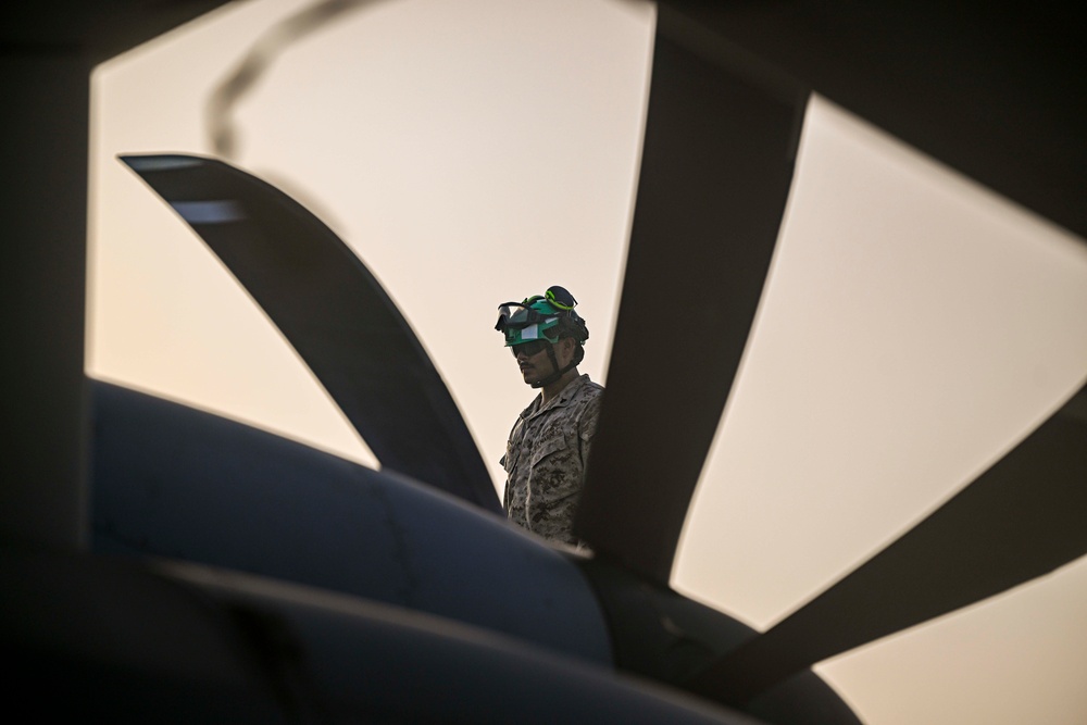 VMM-161 (REIN) Marines ensure mission readiness with KC-130J inspection