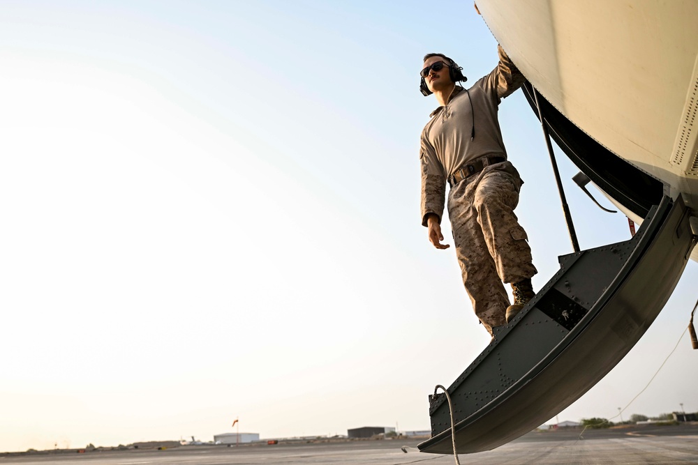 VMM-161 (REIN) Marines ensure mission readiness with KC-130J inspection