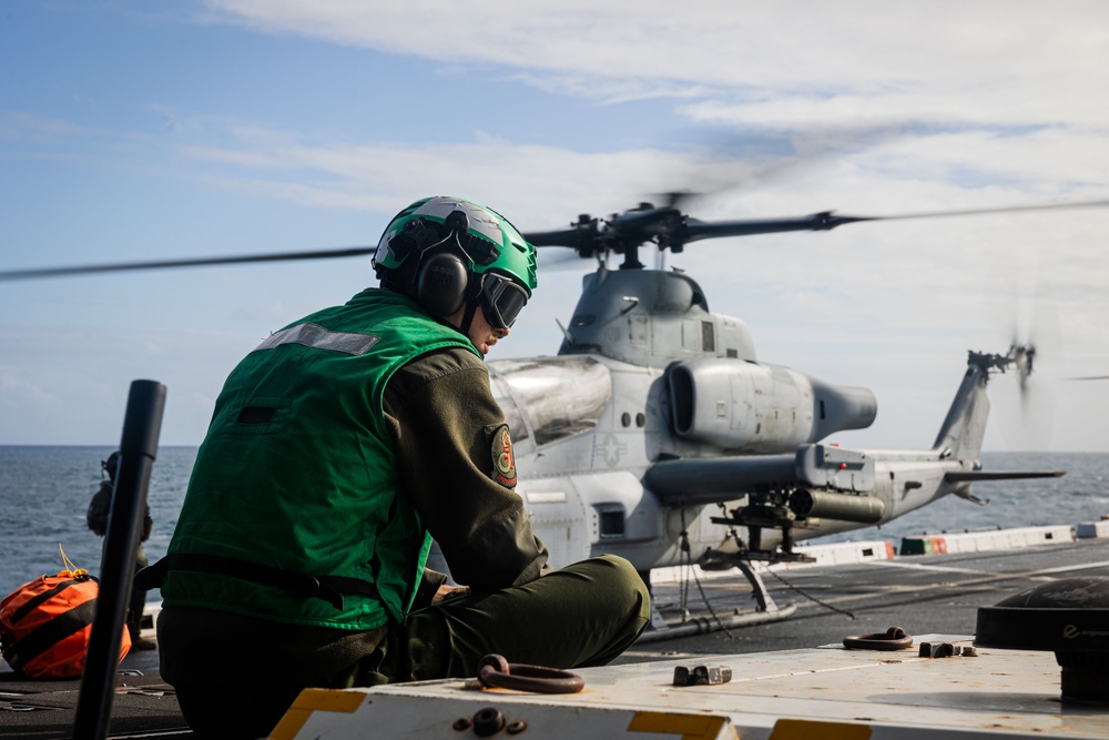 31st MEU | Flight Operations aboard USS San Diego
