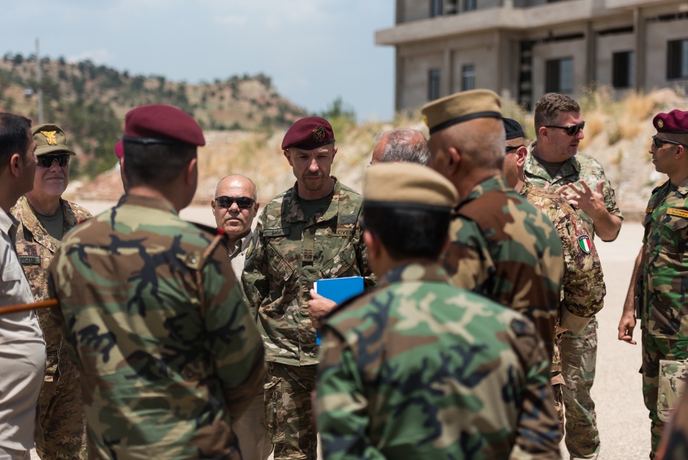 Coalition Advisors Visit Peshmerga Atrush Infantry Training Center