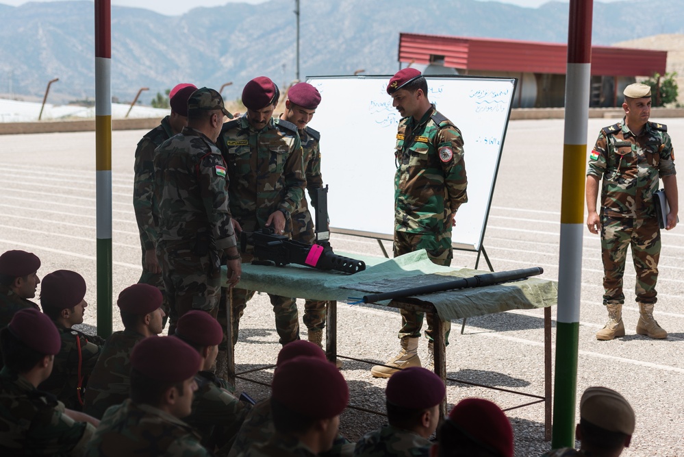 Coalition Advisors Visit Peshmerga Atrush Infantry Training Center