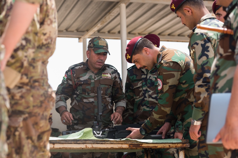 Coalition Advisors Visit Peshmerga Atrush Infantry Training Center