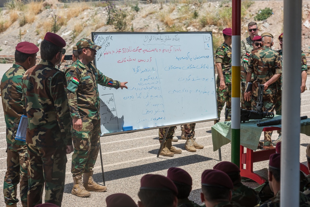 Coalition Advisors Visit Peshmerga Atrush Infantry Training Center