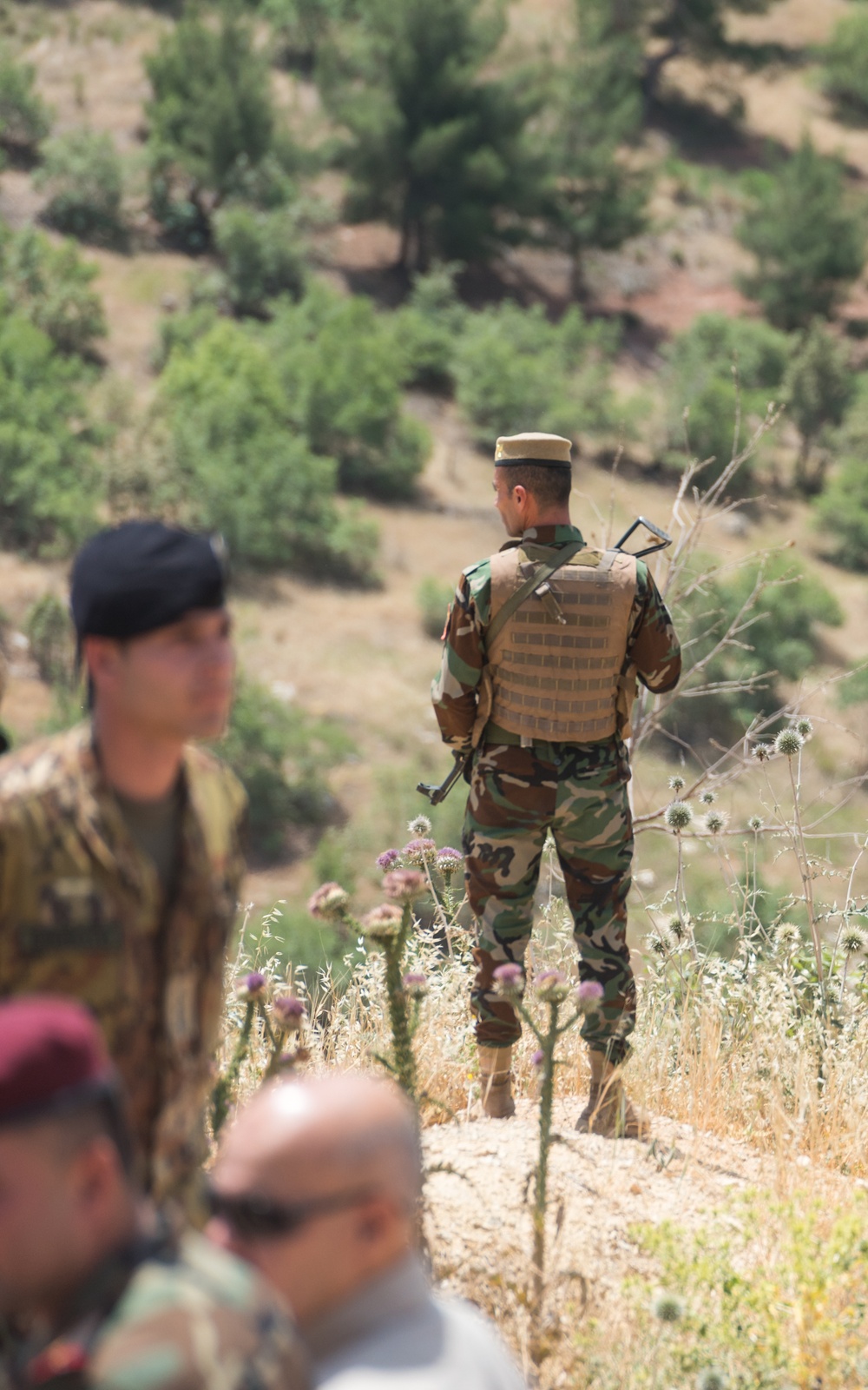 Coalition Advisors Visit Peshmerga Atrush Infantry Training Center