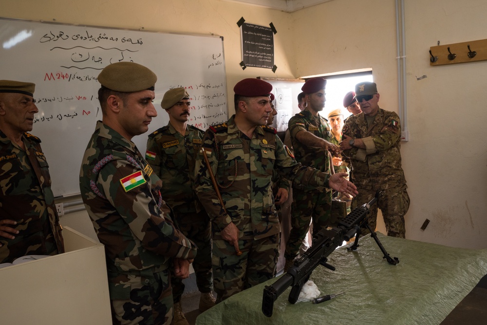 Coalition Advisors Visit Peshmerga Atrush Infantry Training Center