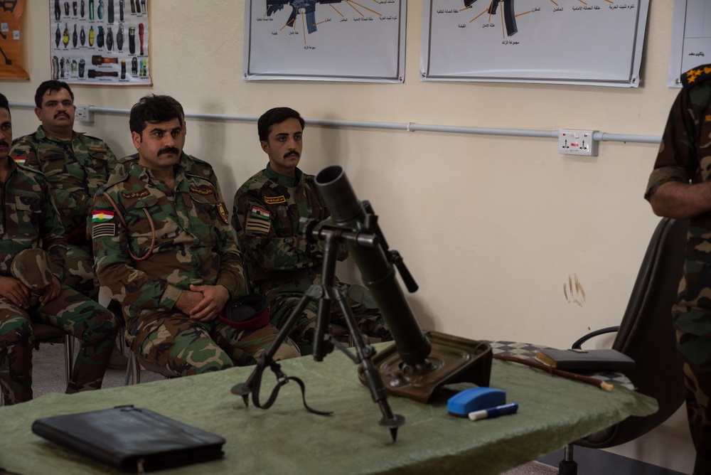 Coalition Advisors Visit Peshmerga Atrush Infantry Training Center