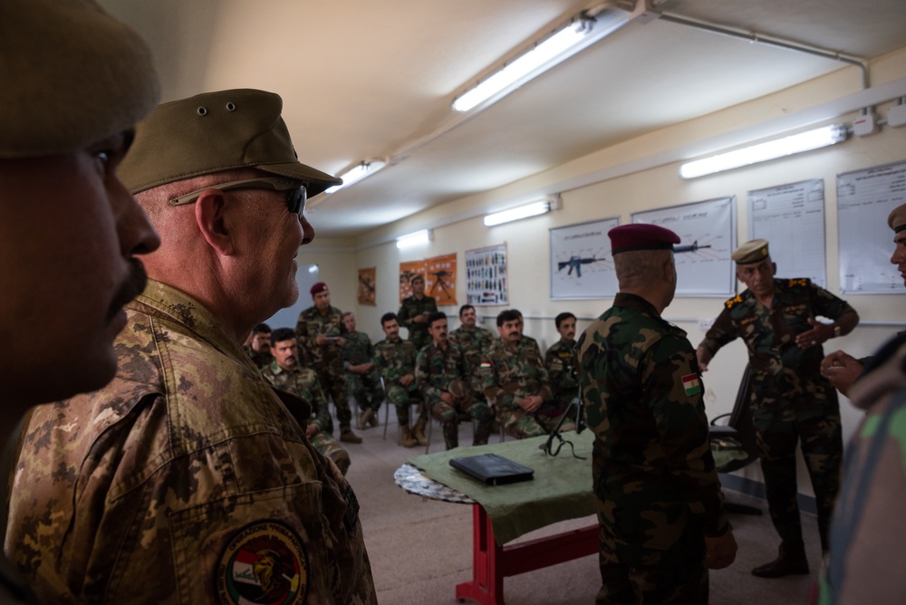 Coalition Advisors Visit Peshmerga Atrush Infantry Training Center