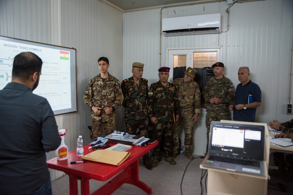 Coalition Advisors Visit Peshmerga Atrush Infantry Training Center
