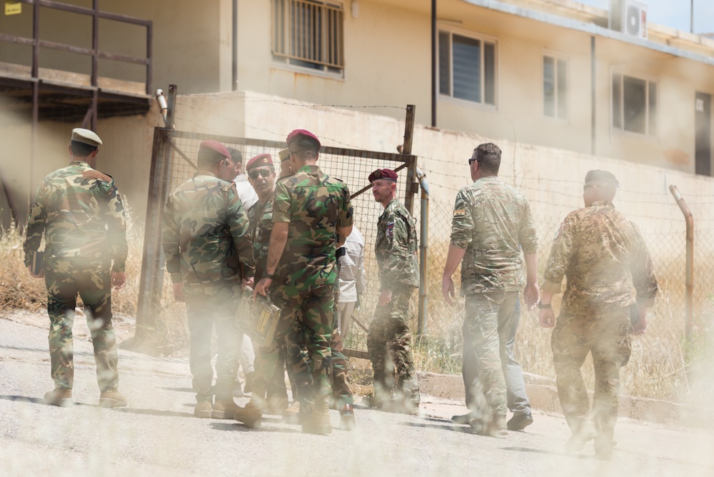 Coalition Advisors Visit Peshmerga Atrush Infantry Training Center