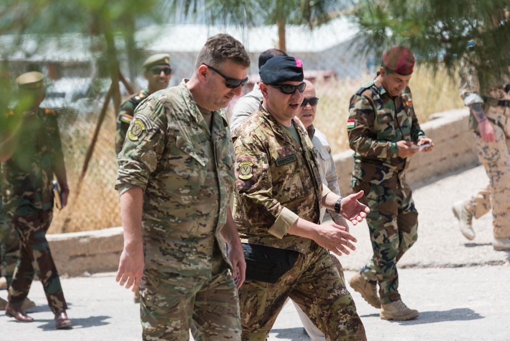 Coalition Advisors Visit Peshmerga Atrush Infantry Training Center
