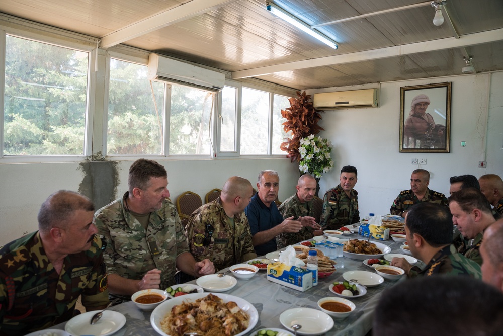 Coalition Advisors Visit Peshmerga Atrush Infantry Training Center