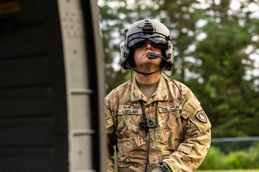UH-60 Blackhawk Pilots and Crew Cheifs Train with National Park Service