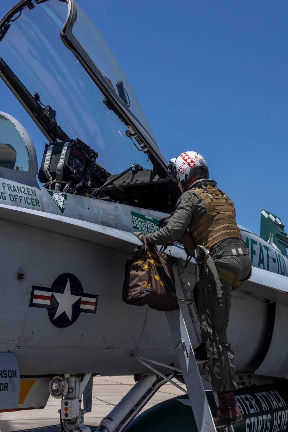 MAG-11 Commanding Officer Final Flight