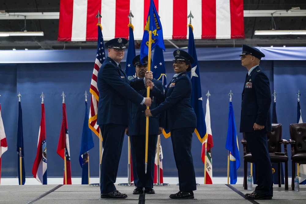 844th Communication Group welcomes new commander