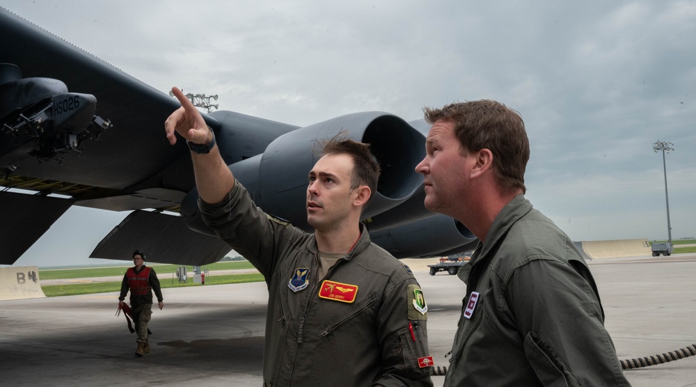 5th Bomb Wing facilitates orientation flight for Minot civic leader Ryan Ackerman