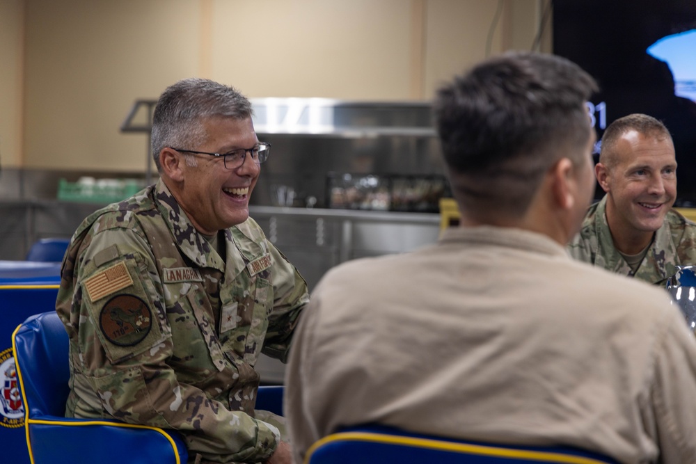 Brigadier General Lanaghan Visits USNS Comfort