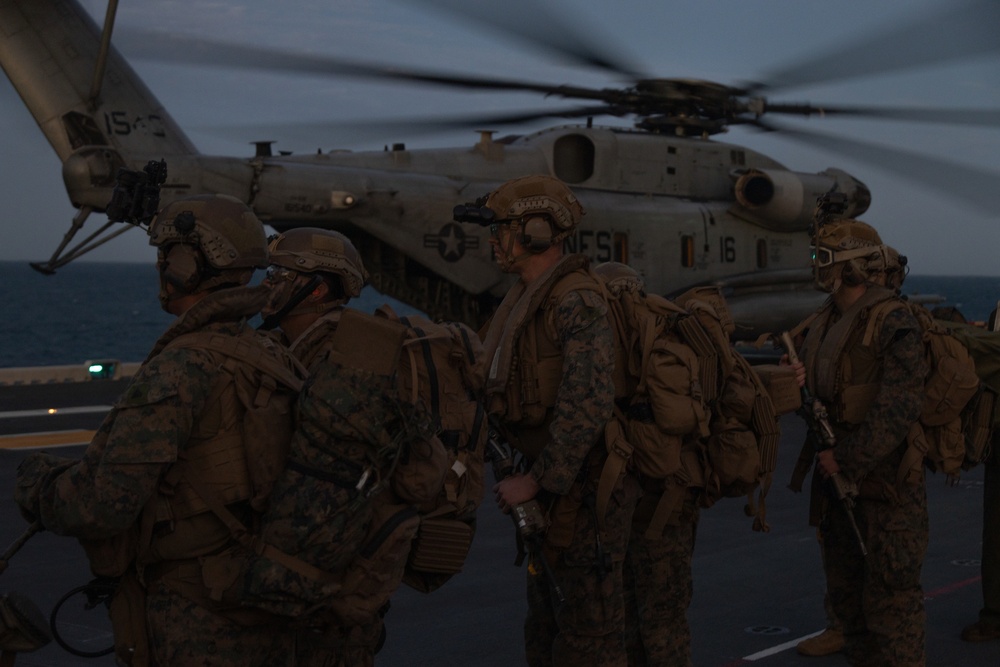 31st MEU | Integrated Operations in the Coral Sea