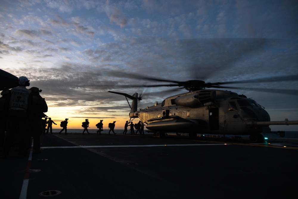 31st MEU | Integrated Operations in the Coral Sea