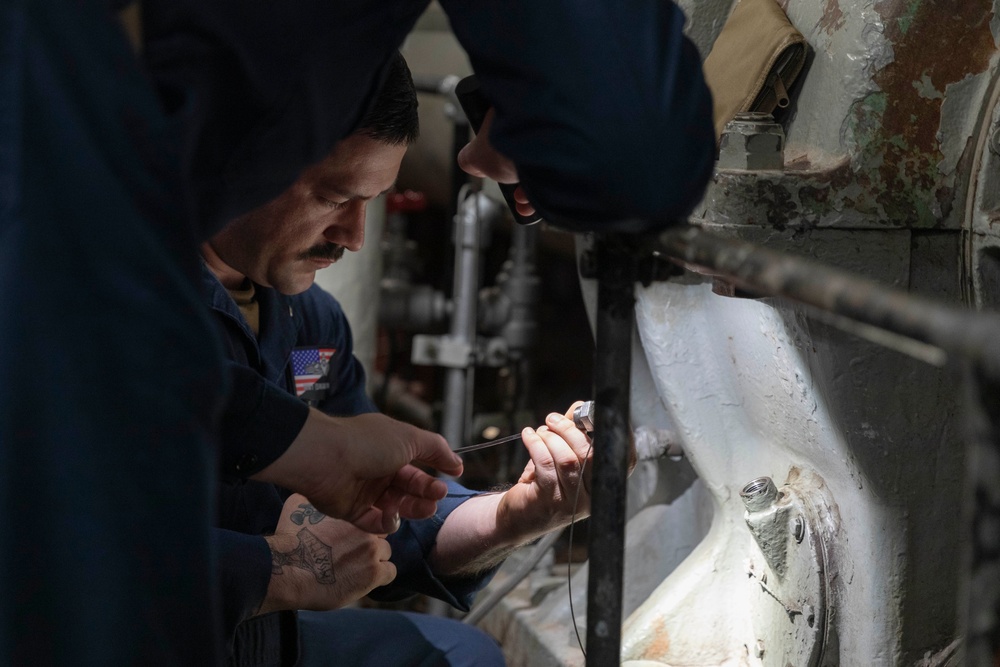 Kearsarge Conducts LOA Checks