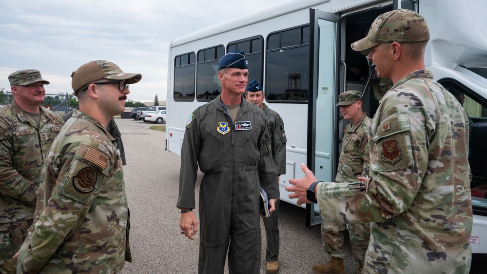 AFOTEC commander visits Minot AFB