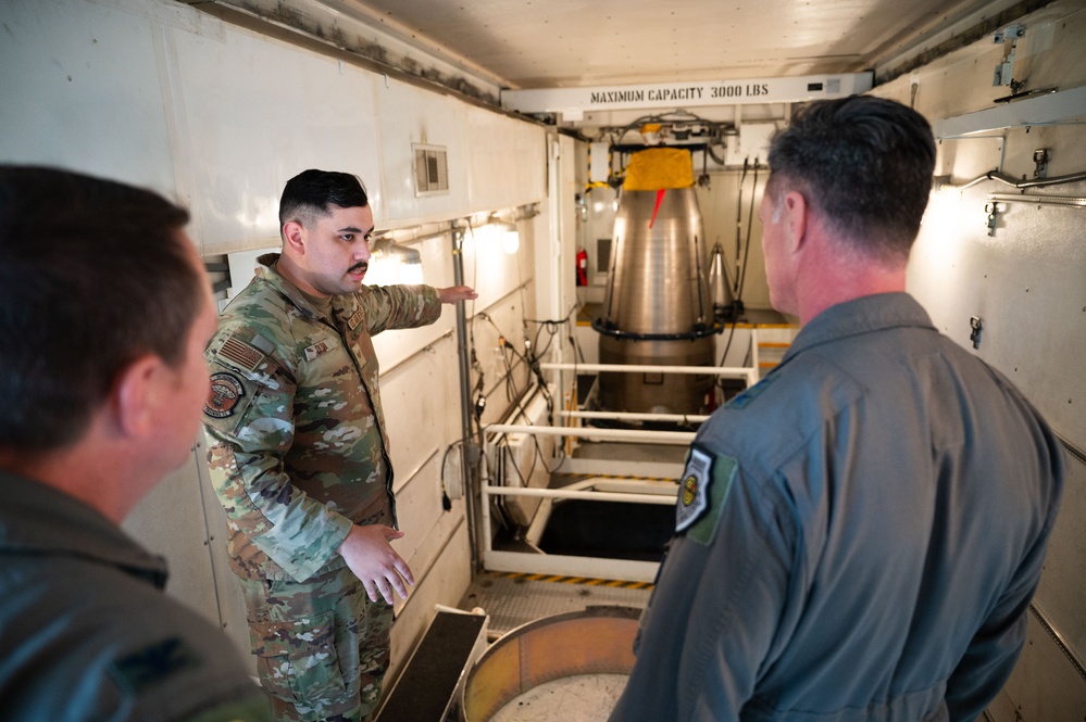 AFOTEC commander visits Minot AFB