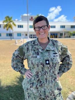 Navy Nurse Honored with DHA Award for Excellence in Nursing