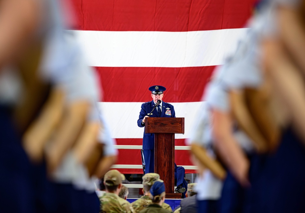 375th Air Mobility Wing welcomes new commander, command chief