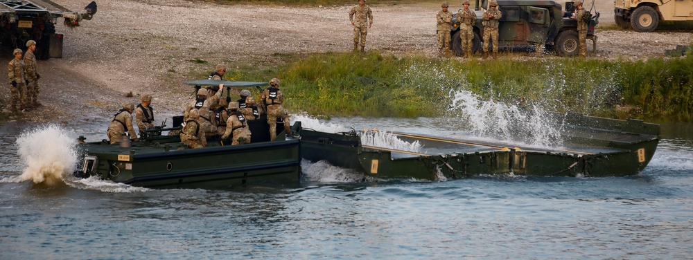 National Guardsmen Conduct Wet-gap Crossing