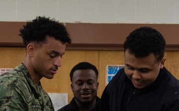 Ronald Reagan Sailors Conduct Weapons Training