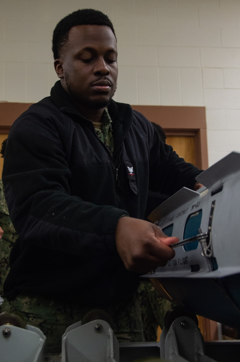 Ronald Reagan Sailors Conduct Weapons Training