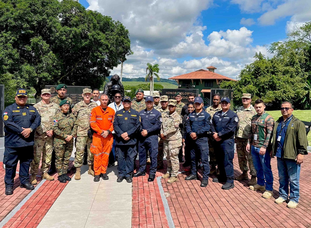 Missouri Soldiers Collaborate with Panamanian Forces on Logistics Best Practices